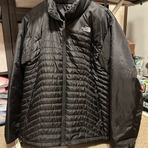The North Face Black Puffer Jacket Hybrid Design